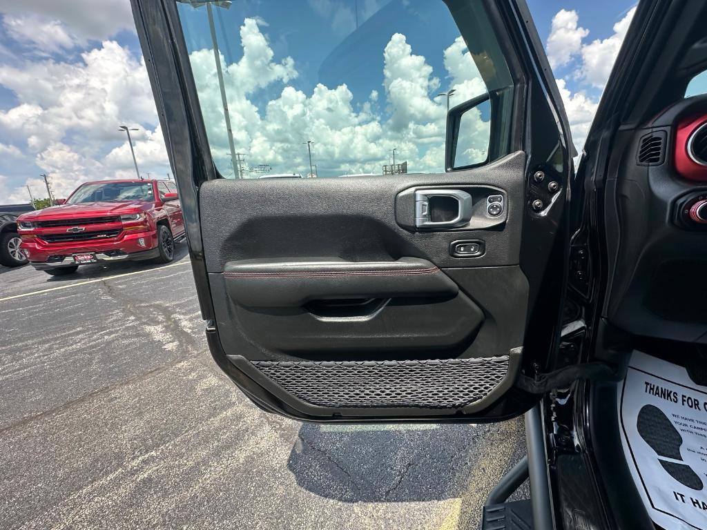 used 2022 Jeep Gladiator car, priced at $38,867