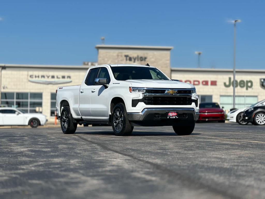 used 2022 Chevrolet Silverado 1500 car, priced at $34,995