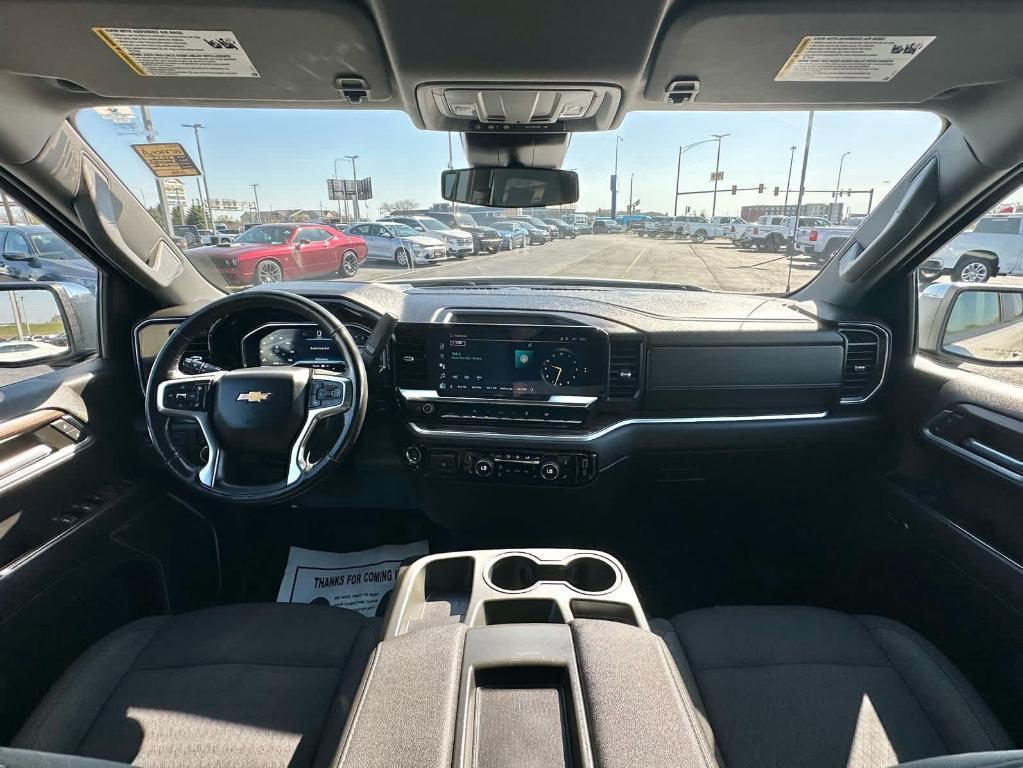 used 2022 Chevrolet Silverado 1500 car, priced at $35,995
