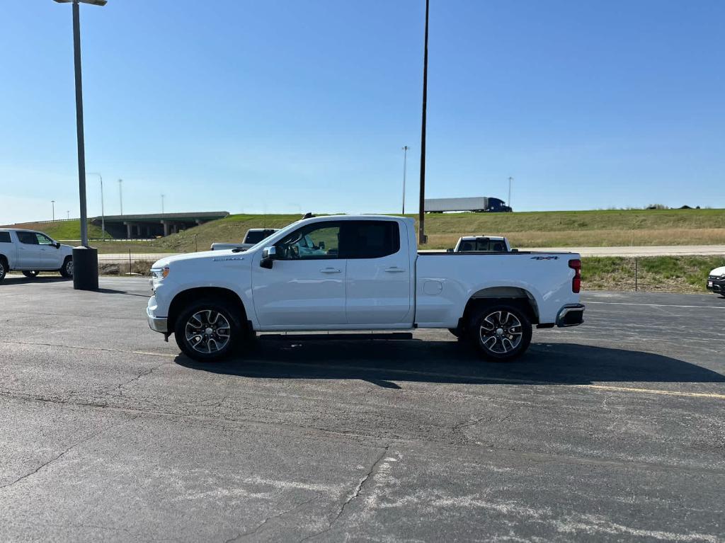 used 2022 Chevrolet Silverado 1500 car, priced at $34,995