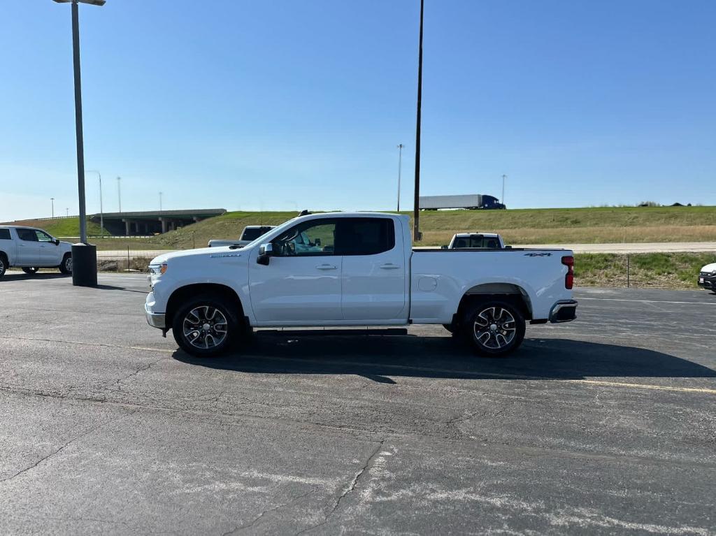 used 2022 Chevrolet Silverado 1500 car, priced at $35,995