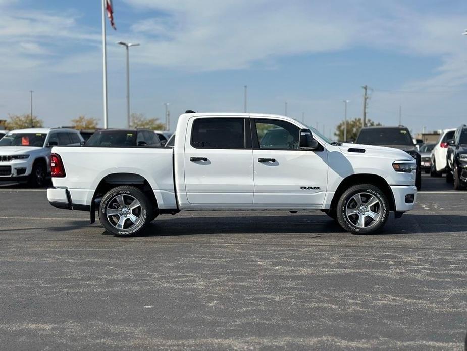 new 2025 Ram 1500 car, priced at $44,716