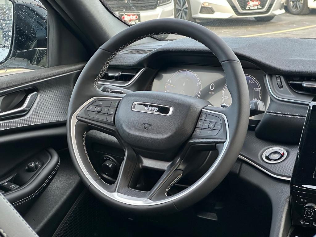 new 2025 Jeep Grand Cherokee L car, priced at $46,580