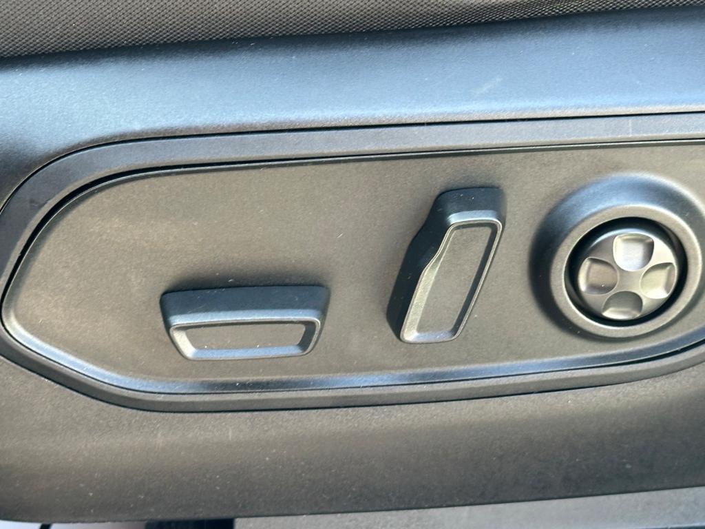 used 2023 Jeep Grand Cherokee L car, priced at $31,714