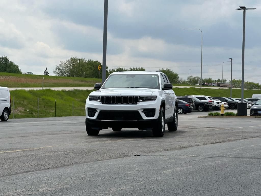 used 2022 Jeep Grand Cherokee car, priced at $33,998