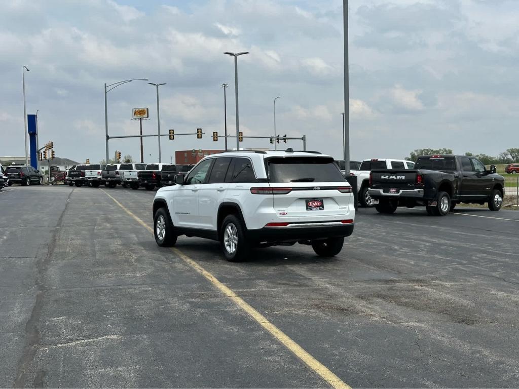 used 2022 Jeep Grand Cherokee car, priced at $33,998