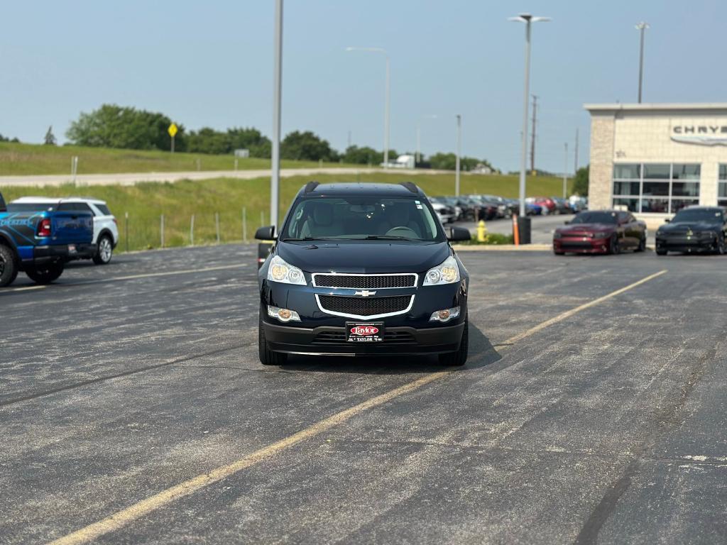 used 2012 Chevrolet Traverse car, priced at $7,995