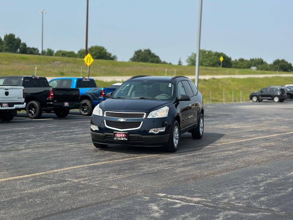 used 2012 Chevrolet Traverse car, priced at $7,995
