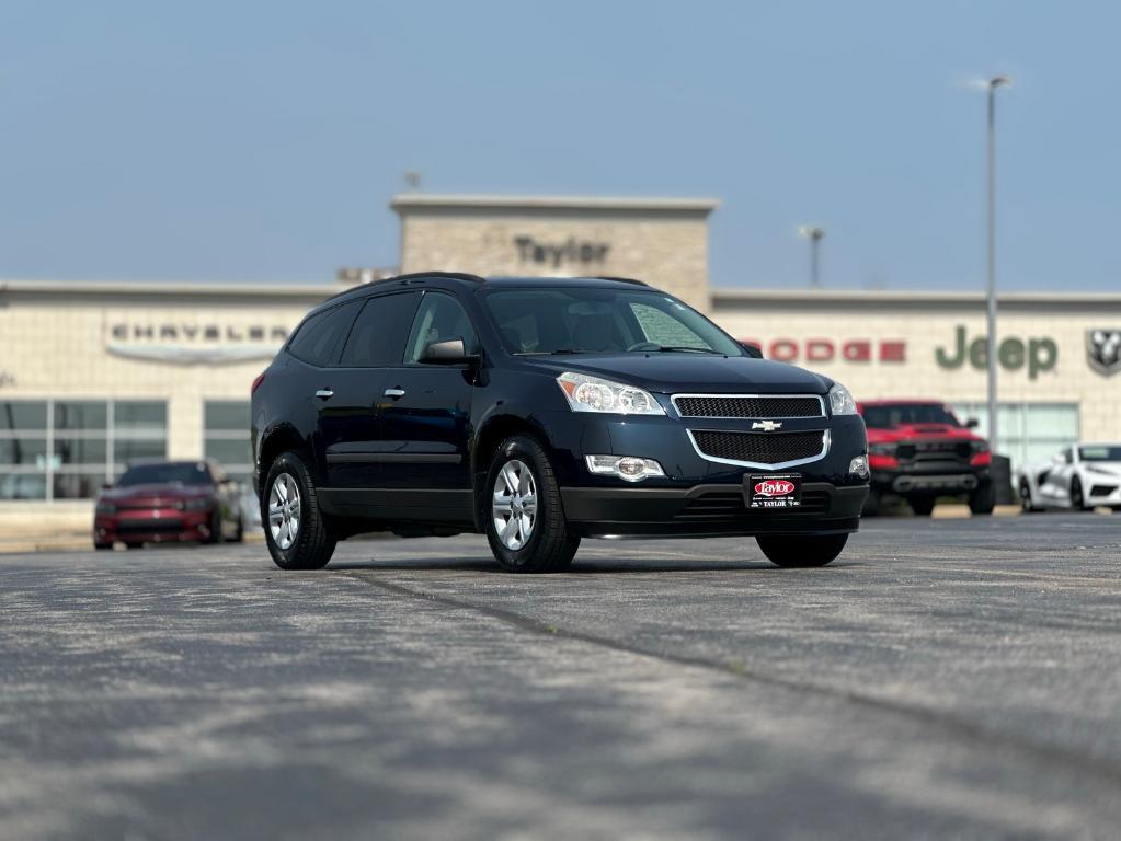 used 2012 Chevrolet Traverse car, priced at $7,995