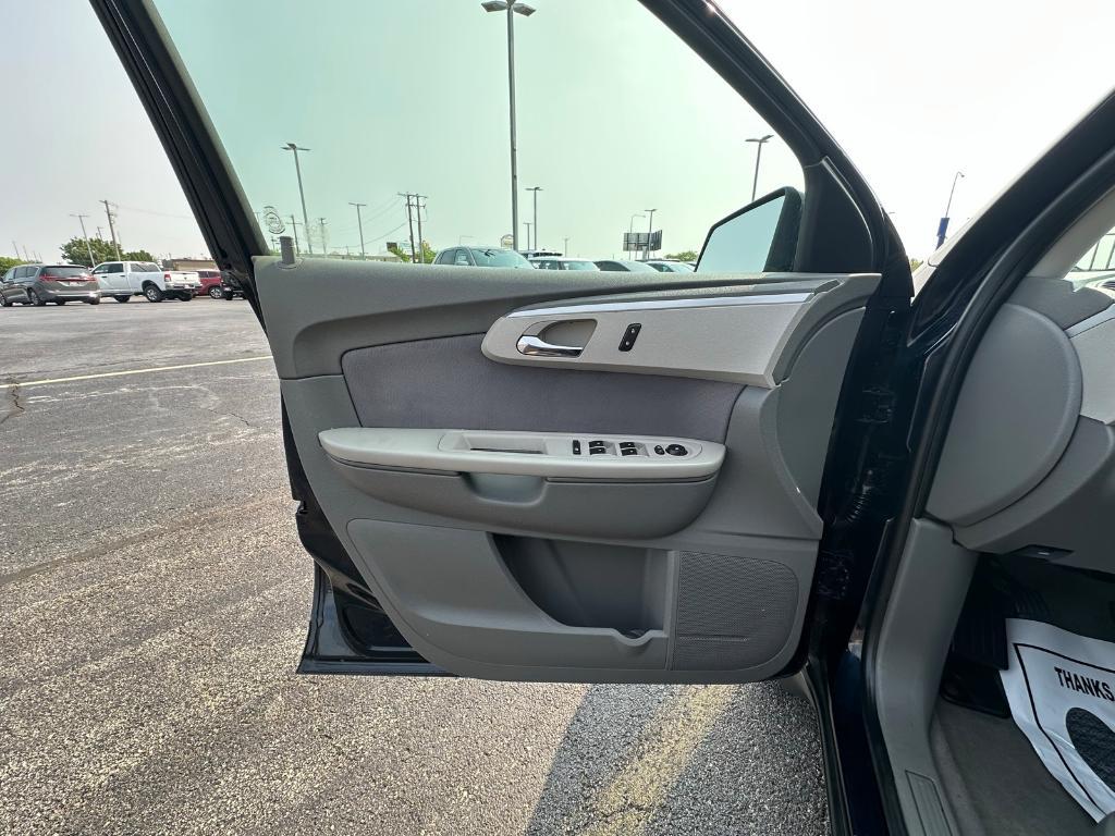 used 2012 Chevrolet Traverse car, priced at $7,995