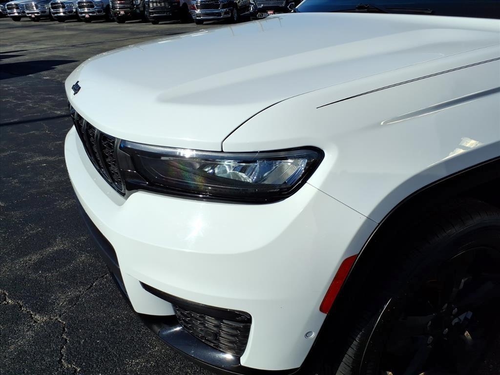 used 2023 Jeep Grand Cherokee L car, priced at $28,959