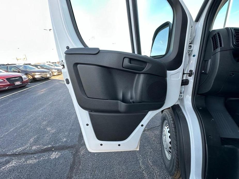 new 2024 Ram ProMaster 2500 car, priced at $46,273