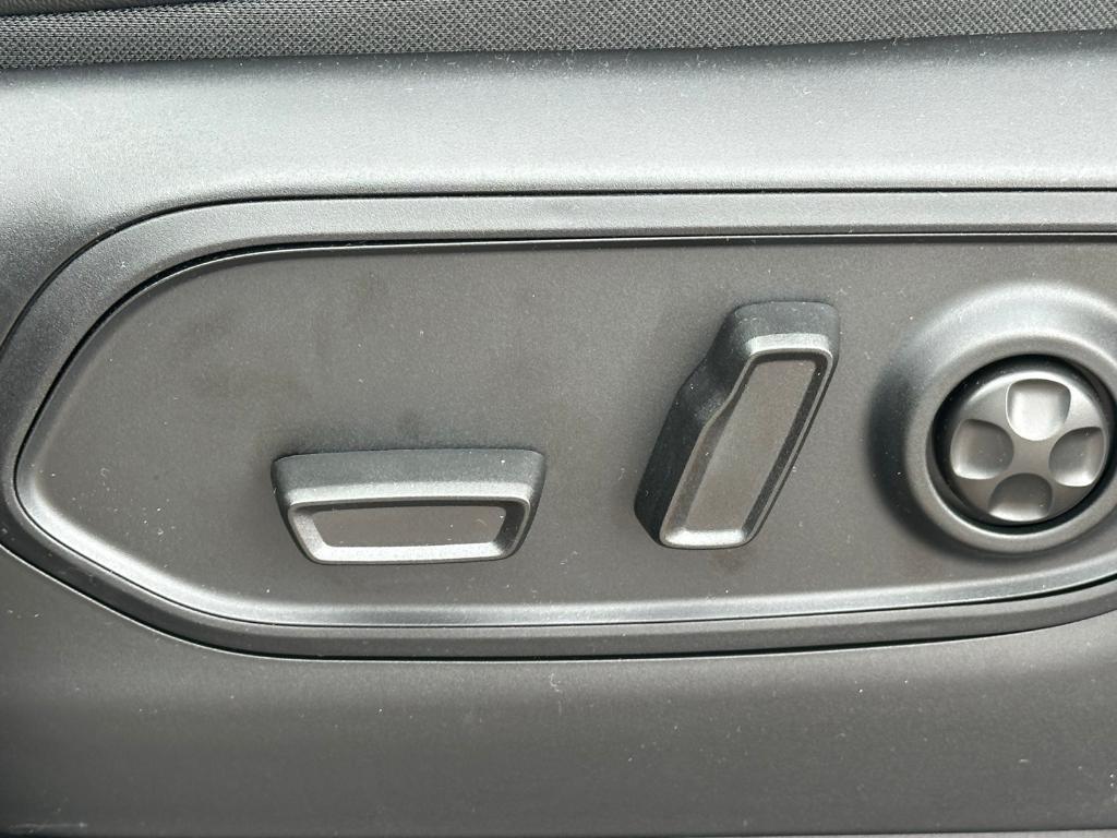 new 2025 Jeep Grand Cherokee L car, priced at $52,650