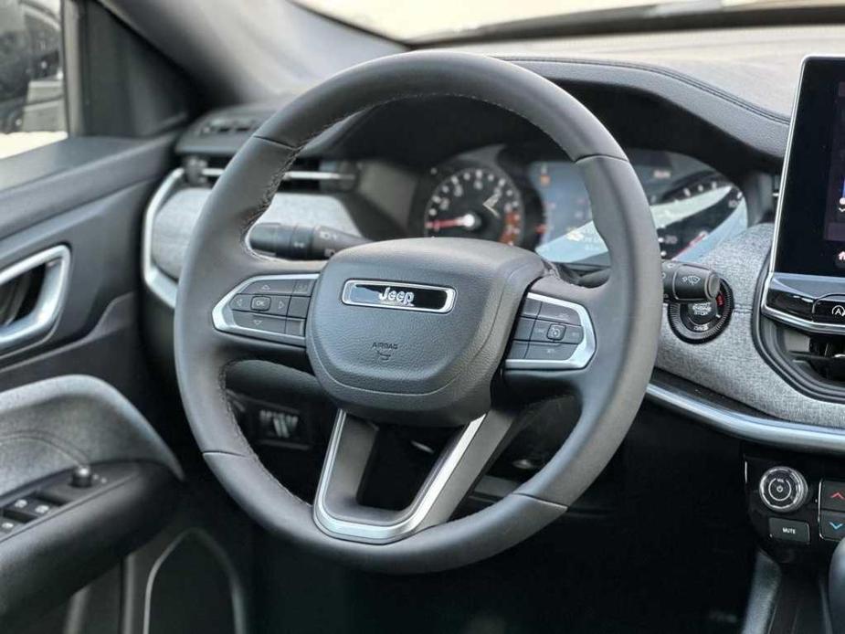 new 2024 Jeep Compass car, priced at $26,000