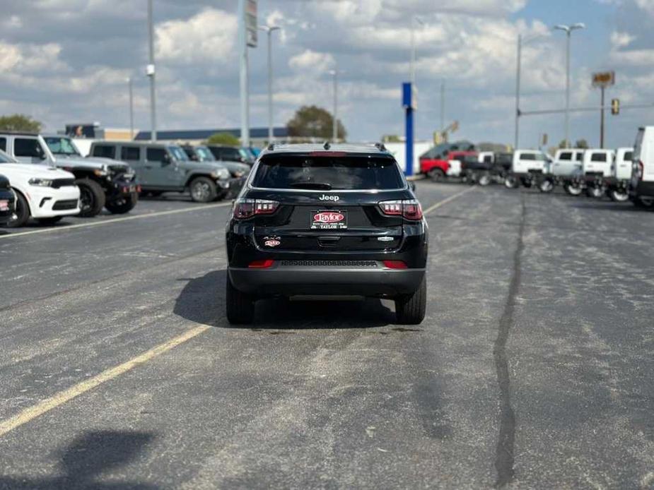 new 2024 Jeep Compass car, priced at $26,000