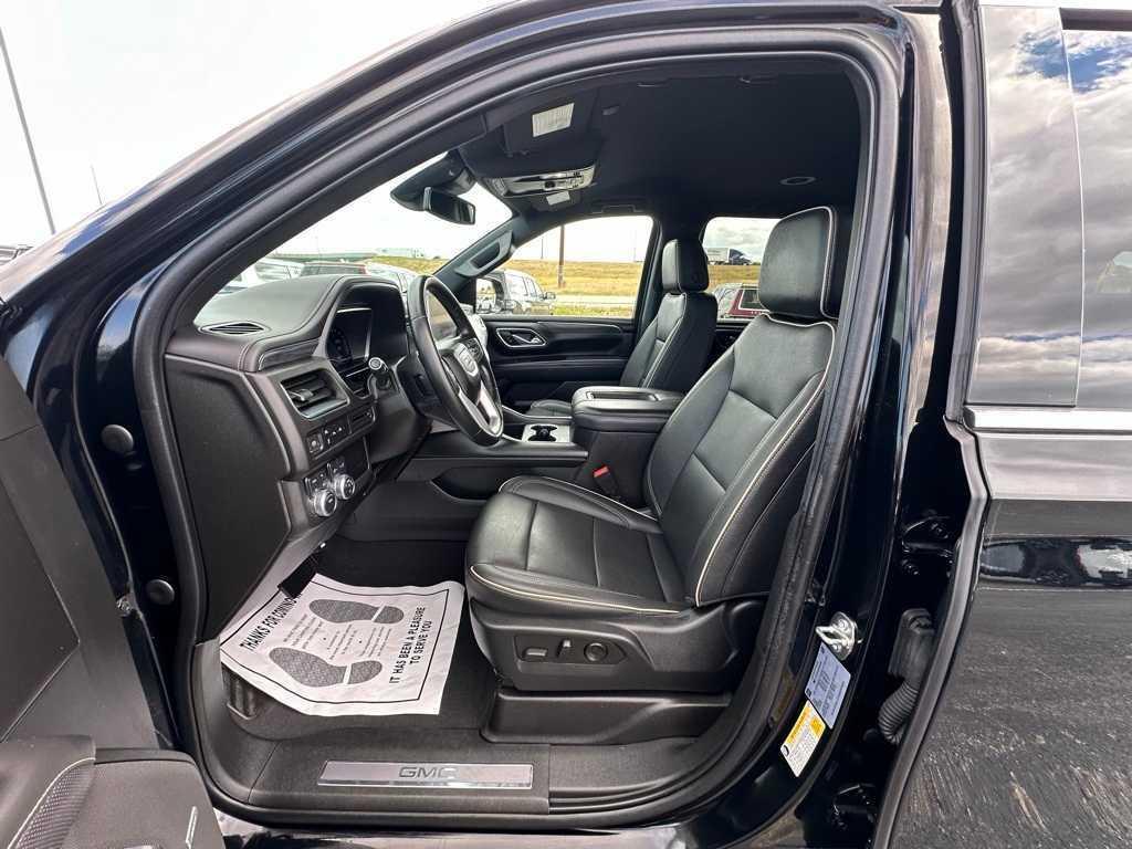 used 2023 GMC Yukon XL car, priced at $55,000