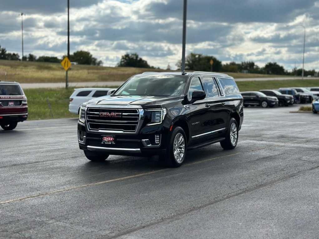 used 2023 GMC Yukon XL car, priced at $55,000