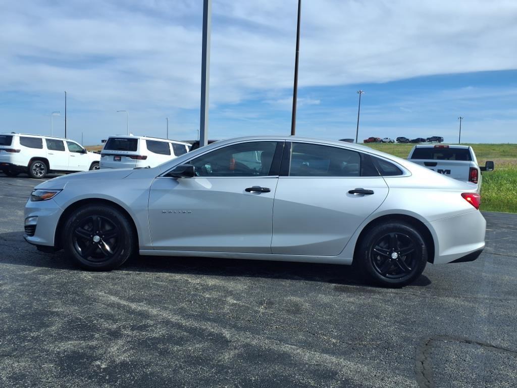 used 2020 Chevrolet Malibu car, priced at $15,025