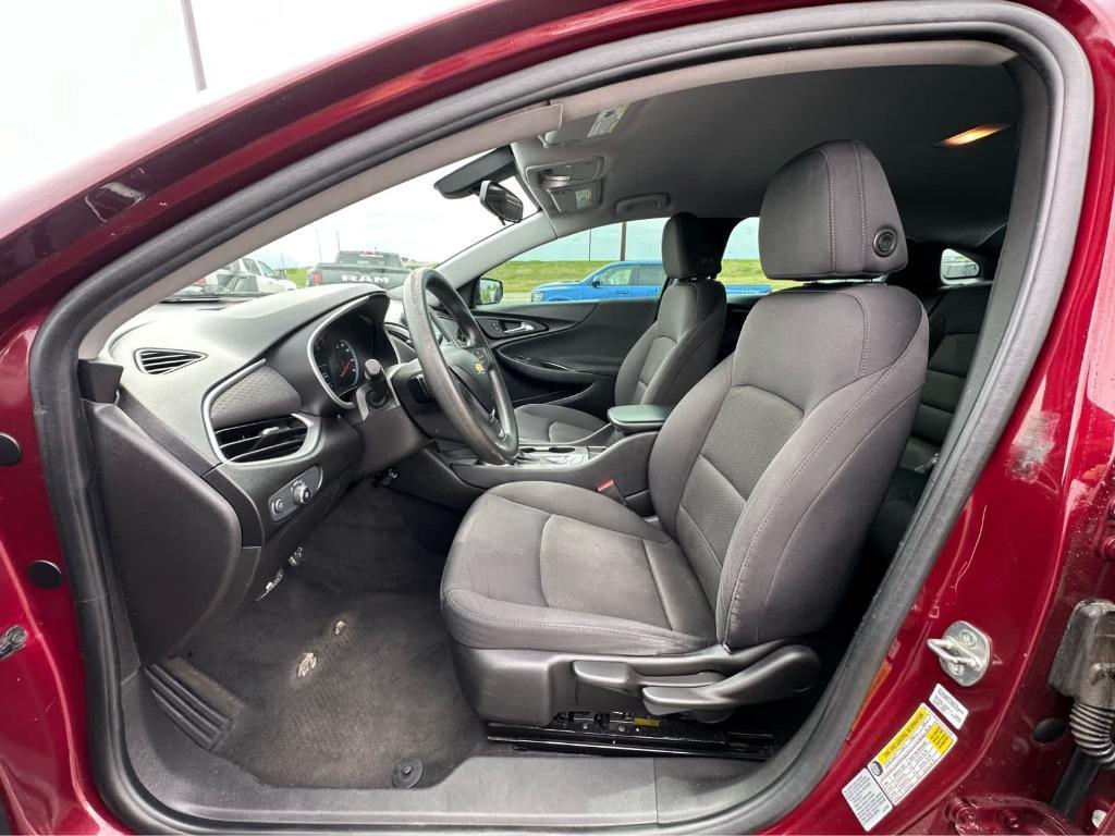 used 2016 Chevrolet Malibu car, priced at $9,995