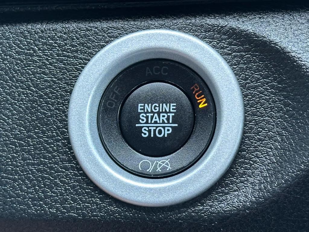 used 2022 Ram 1500 Classic car, priced at $32,995