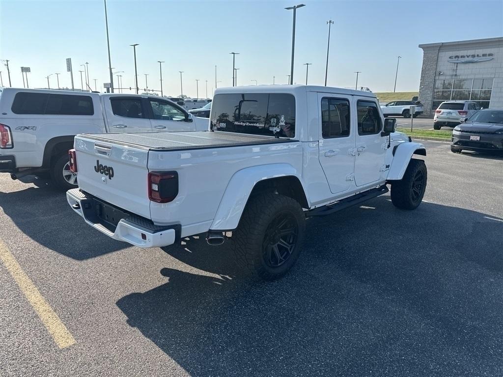 used 2022 Jeep Gladiator car, priced at $40,555