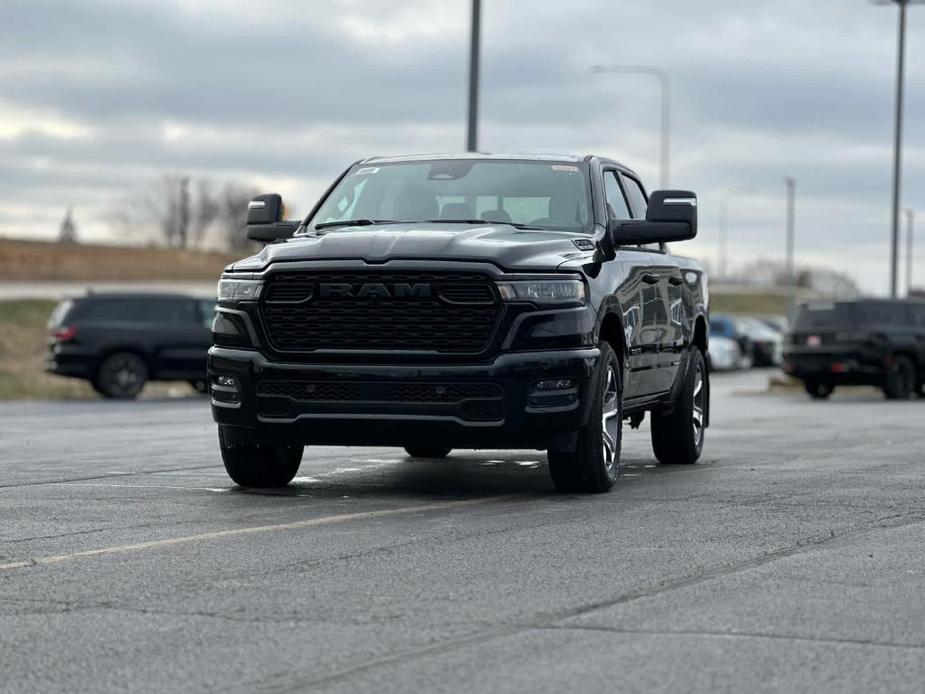 new 2025 Ram 1500 car, priced at $52,222