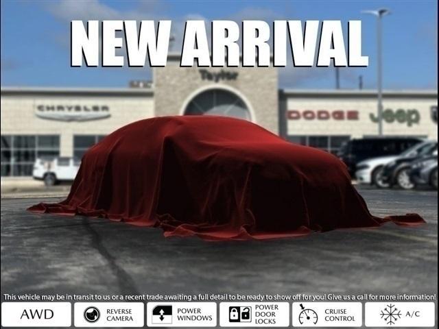 used 2018 Chevrolet Equinox car, priced at $16,510