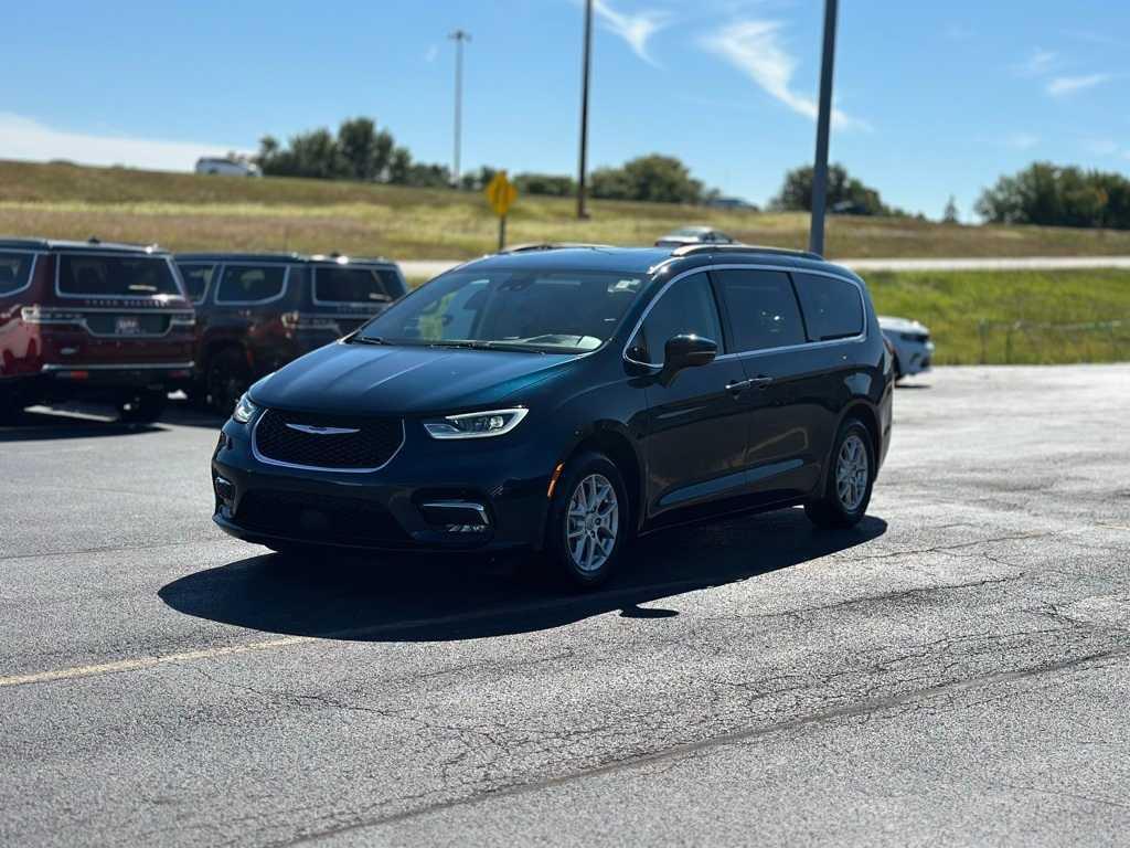 used 2022 Chrysler Pacifica car, priced at $23,416