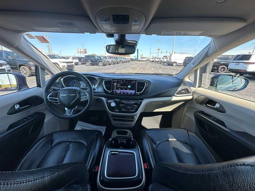 used 2022 Chrysler Pacifica car, priced at $23,416