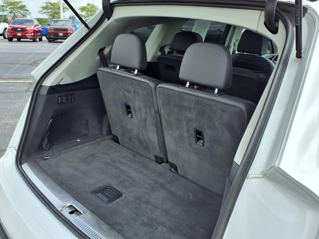 used 2024 Audi Q7 car, priced at $45,894