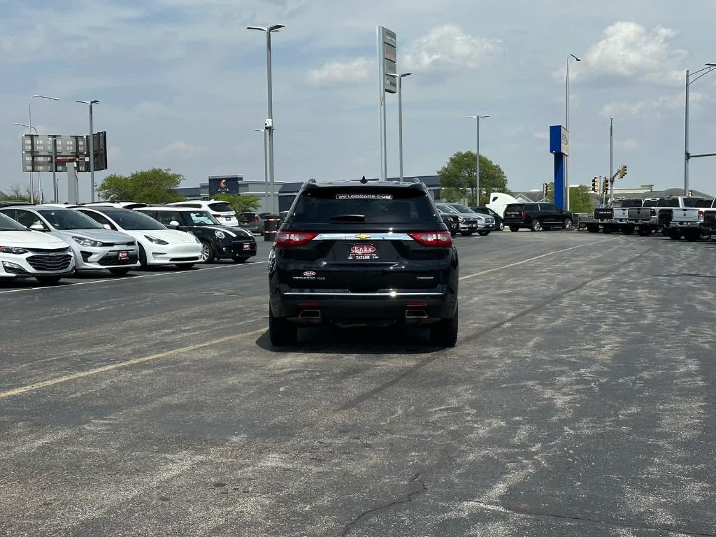 used 2021 Chevrolet Traverse car, priced at $29,995