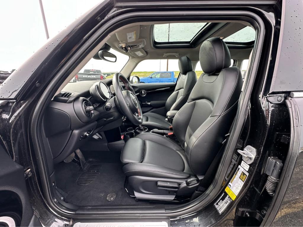 used 2019 MINI Hardtop car, priced at $17,995