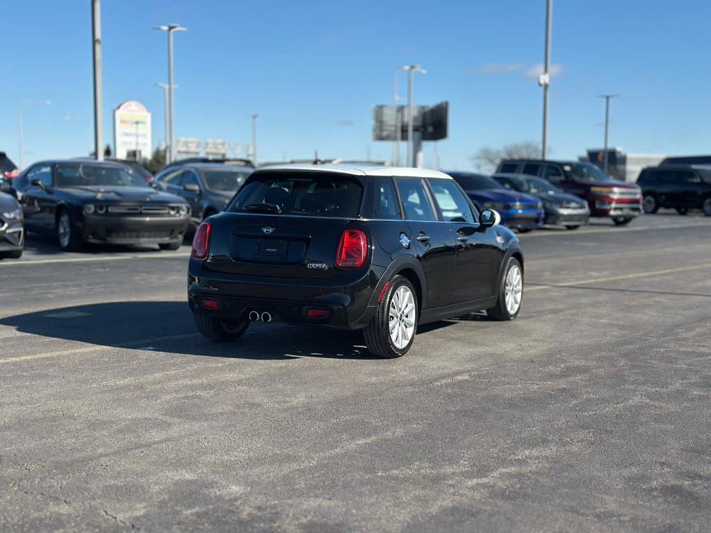 used 2019 MINI Hardtop car, priced at $18,241