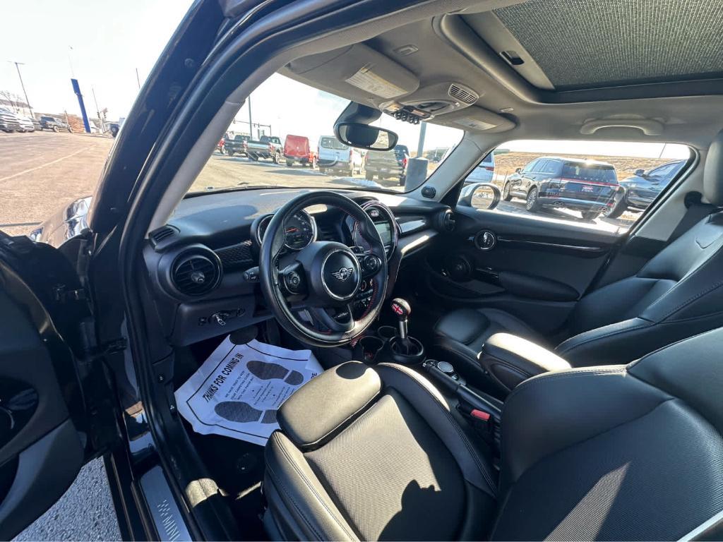 used 2019 MINI Hardtop car, priced at $18,241