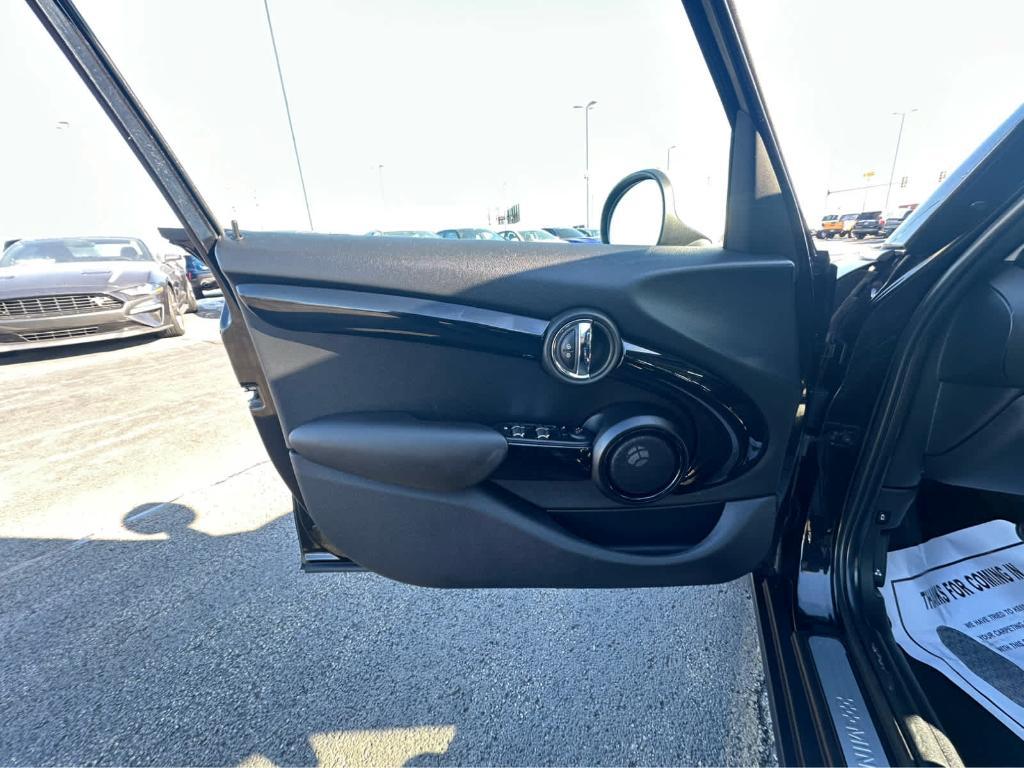 used 2019 MINI Hardtop car, priced at $18,241