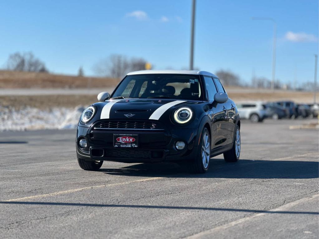 used 2019 MINI Hardtop car, priced at $18,241