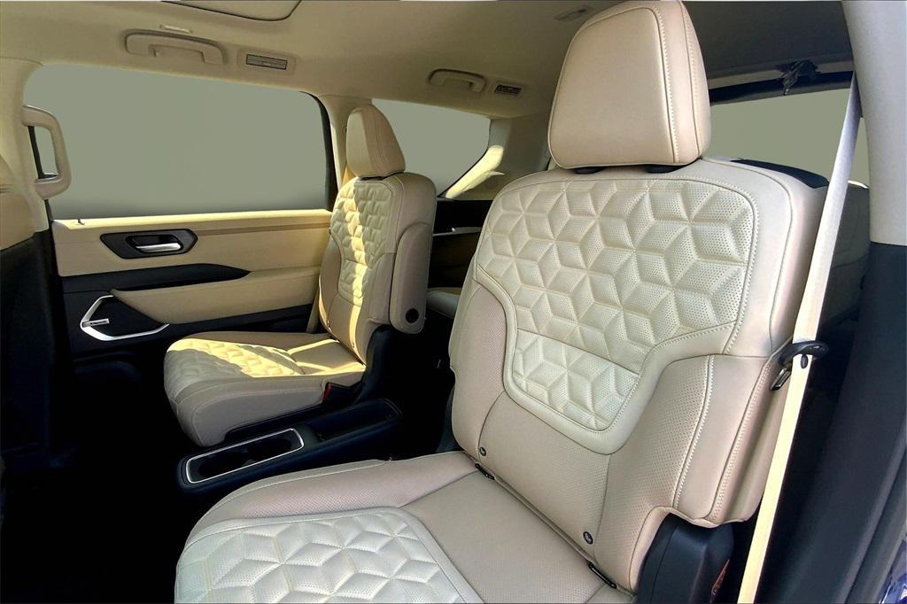 new 2025 Nissan Armada car, priced at $74,068