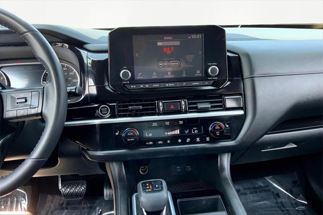 used 2022 Nissan Pathfinder car, priced at $25,000