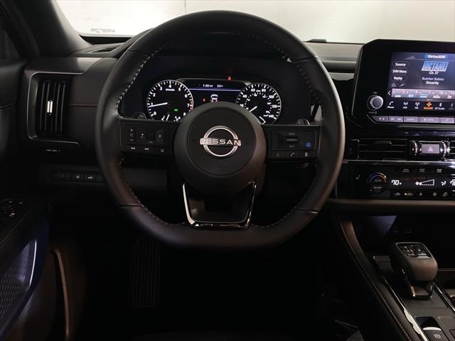 new 2025 Nissan Pathfinder car, priced at $40,000