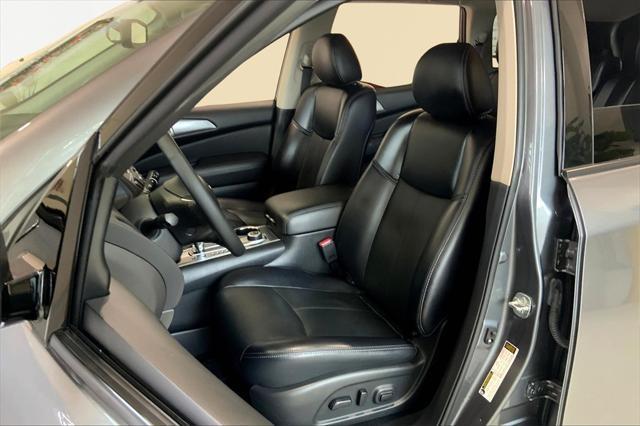 used 2020 Nissan Pathfinder car, priced at $26,000