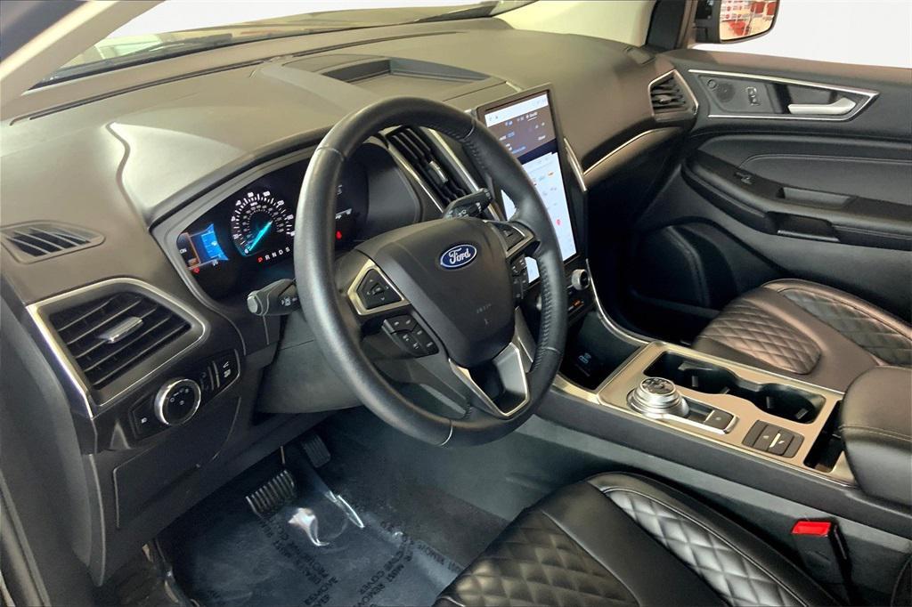 used 2024 Ford Edge car, priced at $29,500