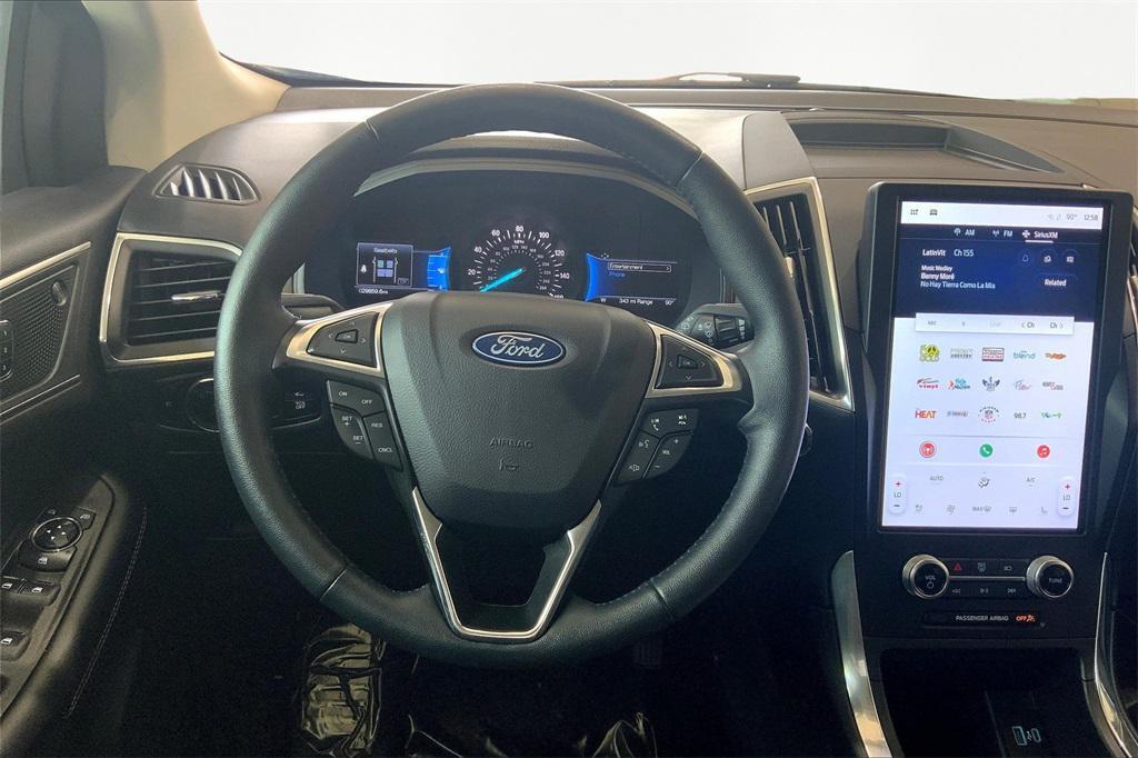 used 2024 Ford Edge car, priced at $29,500