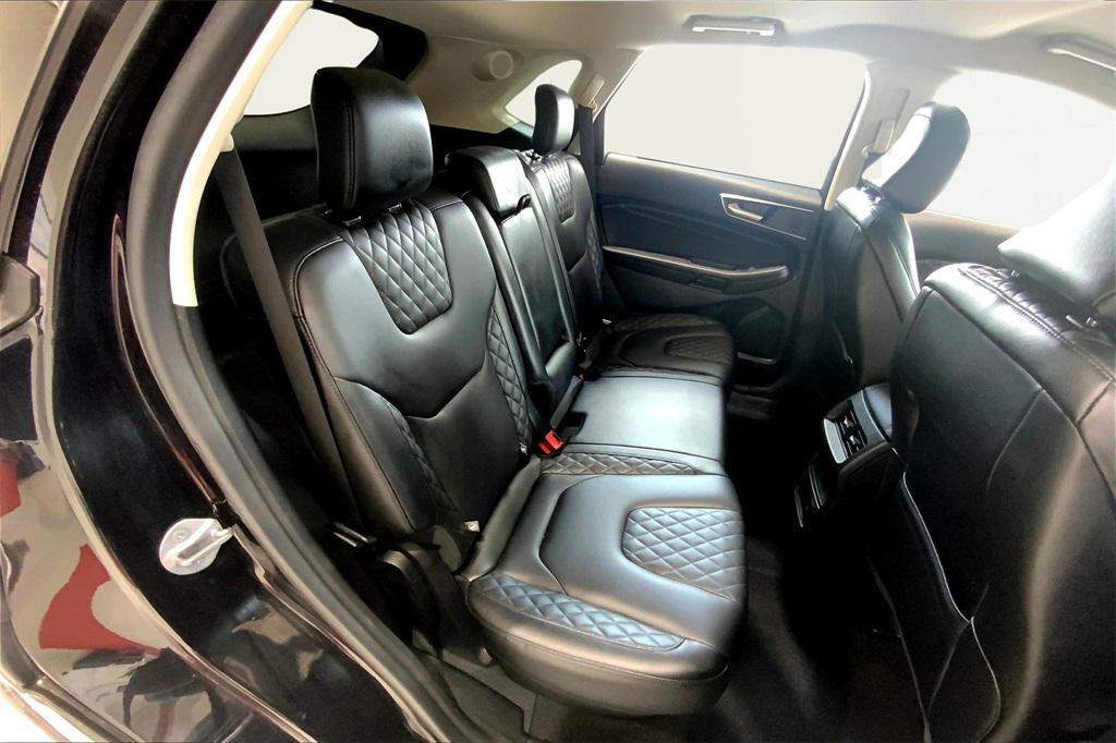 used 2024 Ford Edge car, priced at $29,500