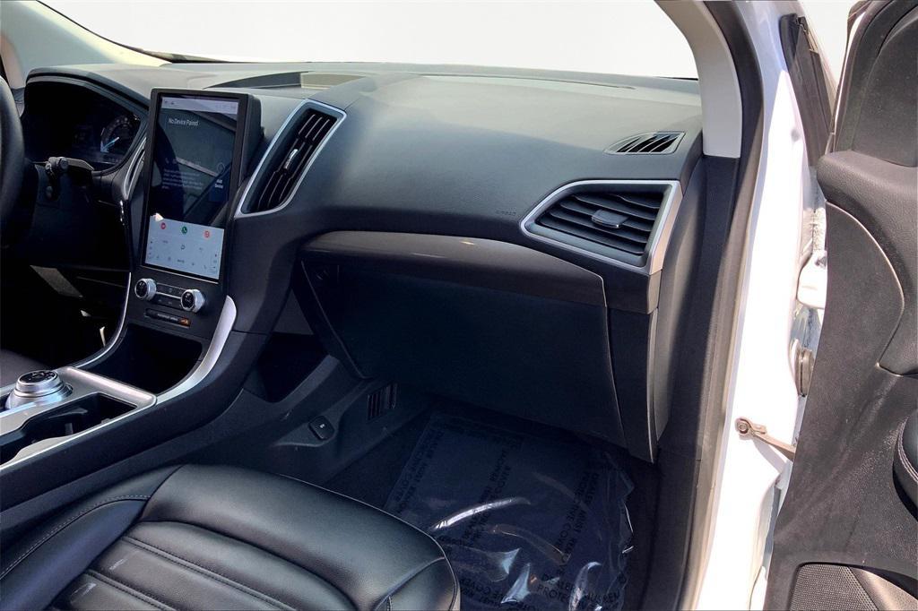 used 2024 Ford Edge car, priced at $26,500