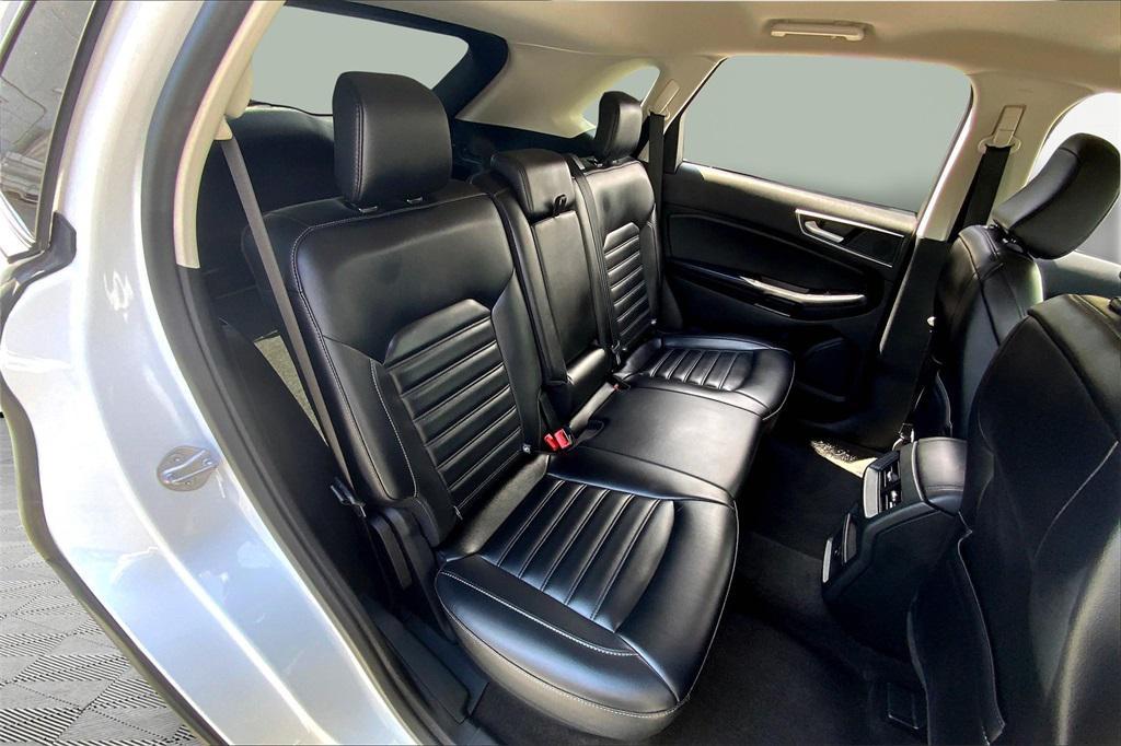 used 2024 Ford Edge car, priced at $26,500