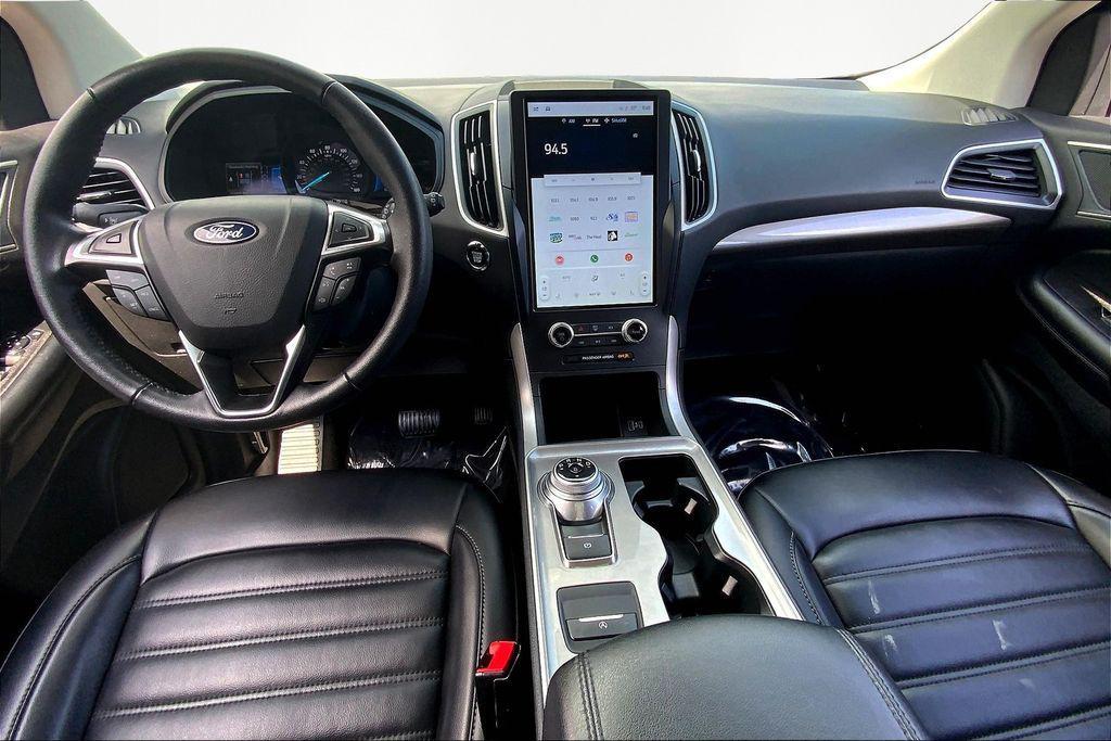 used 2024 Ford Edge car, priced at $22,402