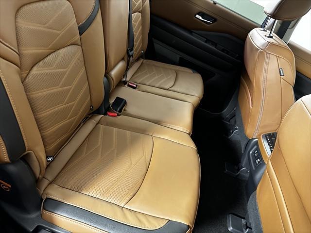 new 2025 Nissan Pathfinder car, priced at $44,929