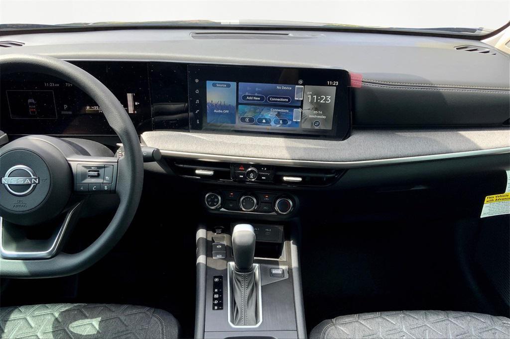 new 2025 Nissan Kicks car, priced at $24,849