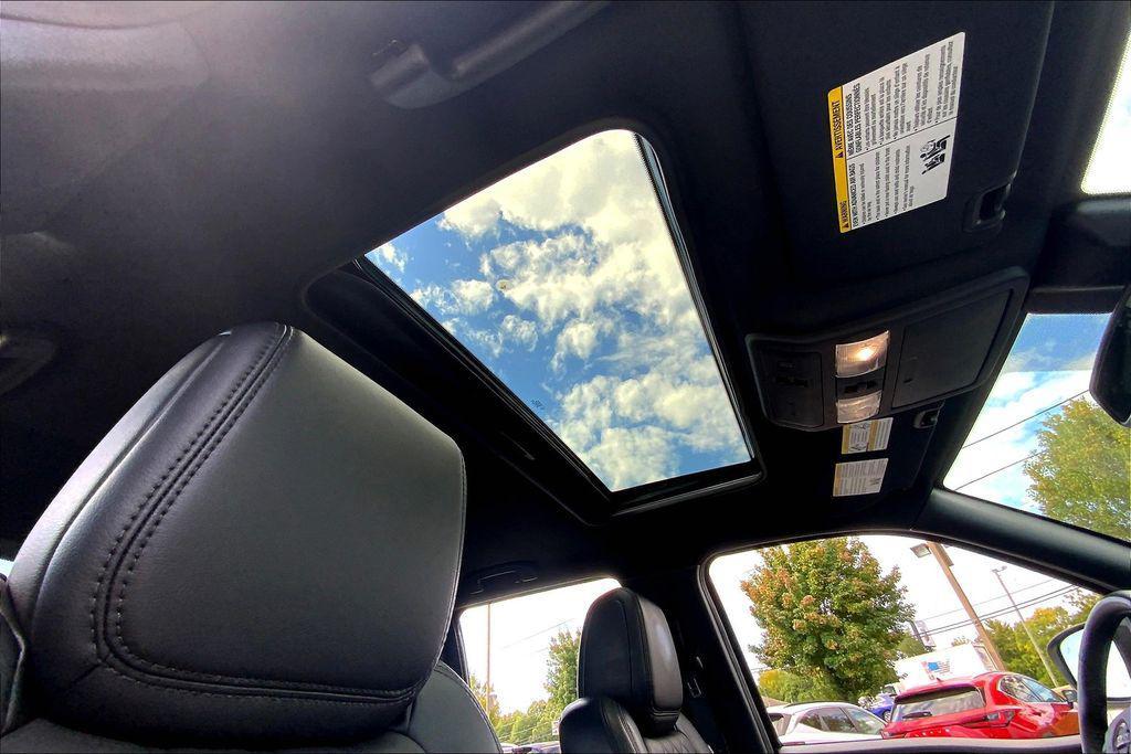 used 2022 Nissan Frontier car, priced at $29,305