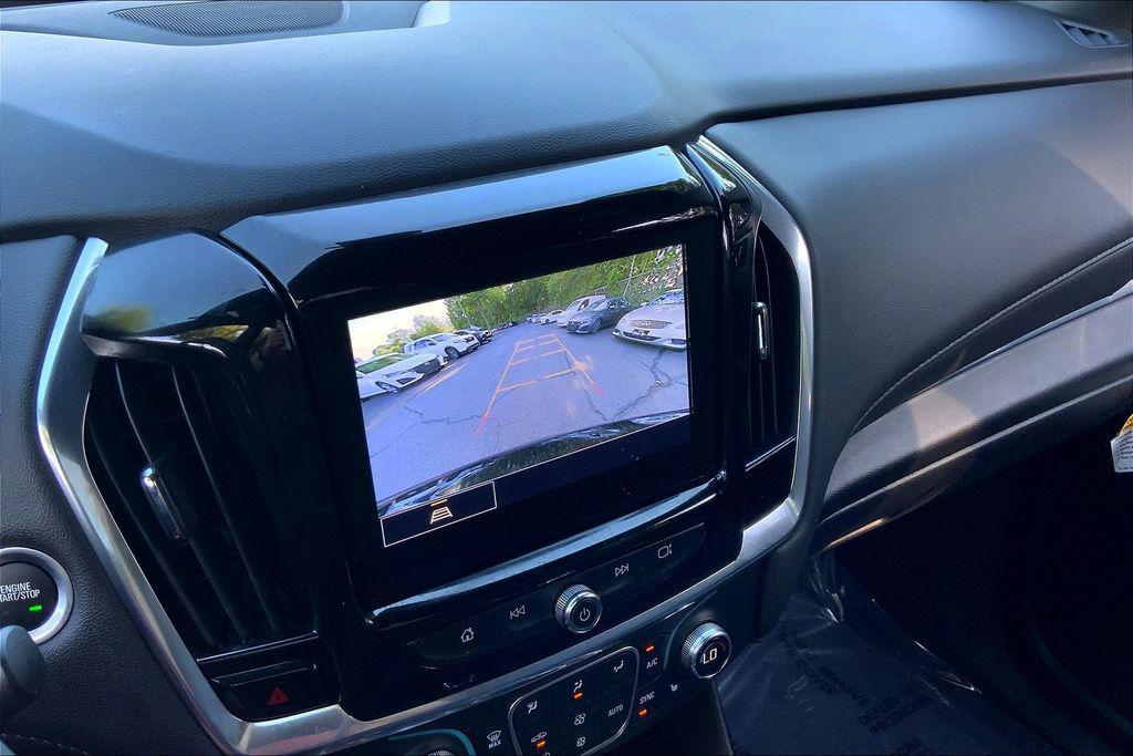 used 2023 Chevrolet Traverse car, priced at $30,388